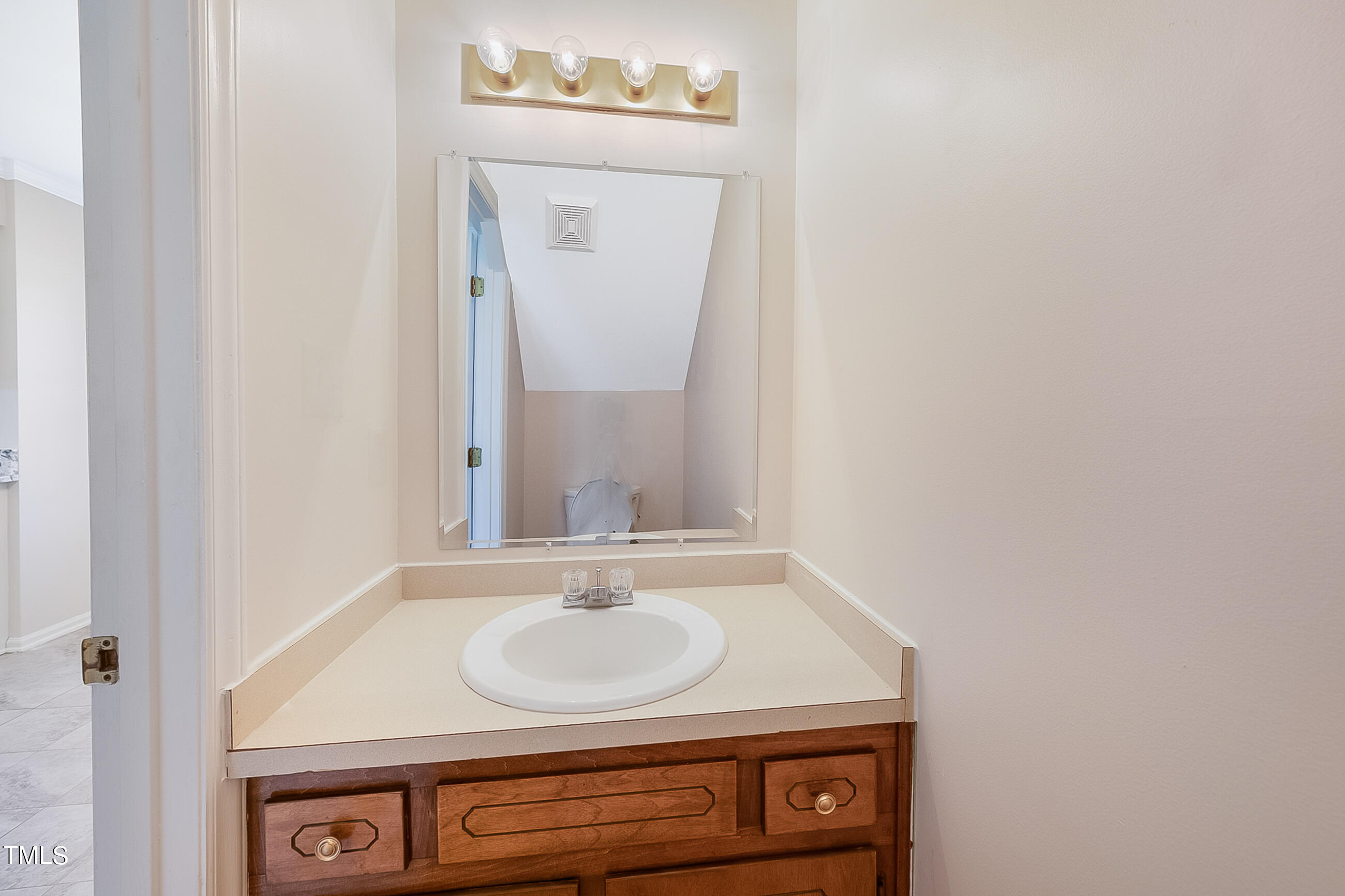 10024 Joe Leach Road Raleigh, NC 27603 - Photo 17 of 26 10024 Joe Leach Rd_scalaphotography.com-