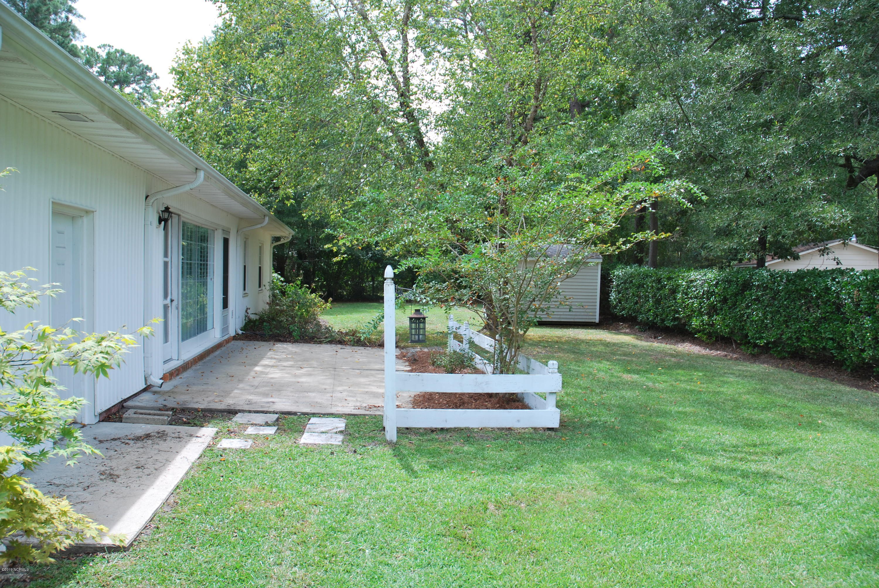 2114 Hardee Road Kinston, NC 28504 - Photo 6 of 44 DSC_0050