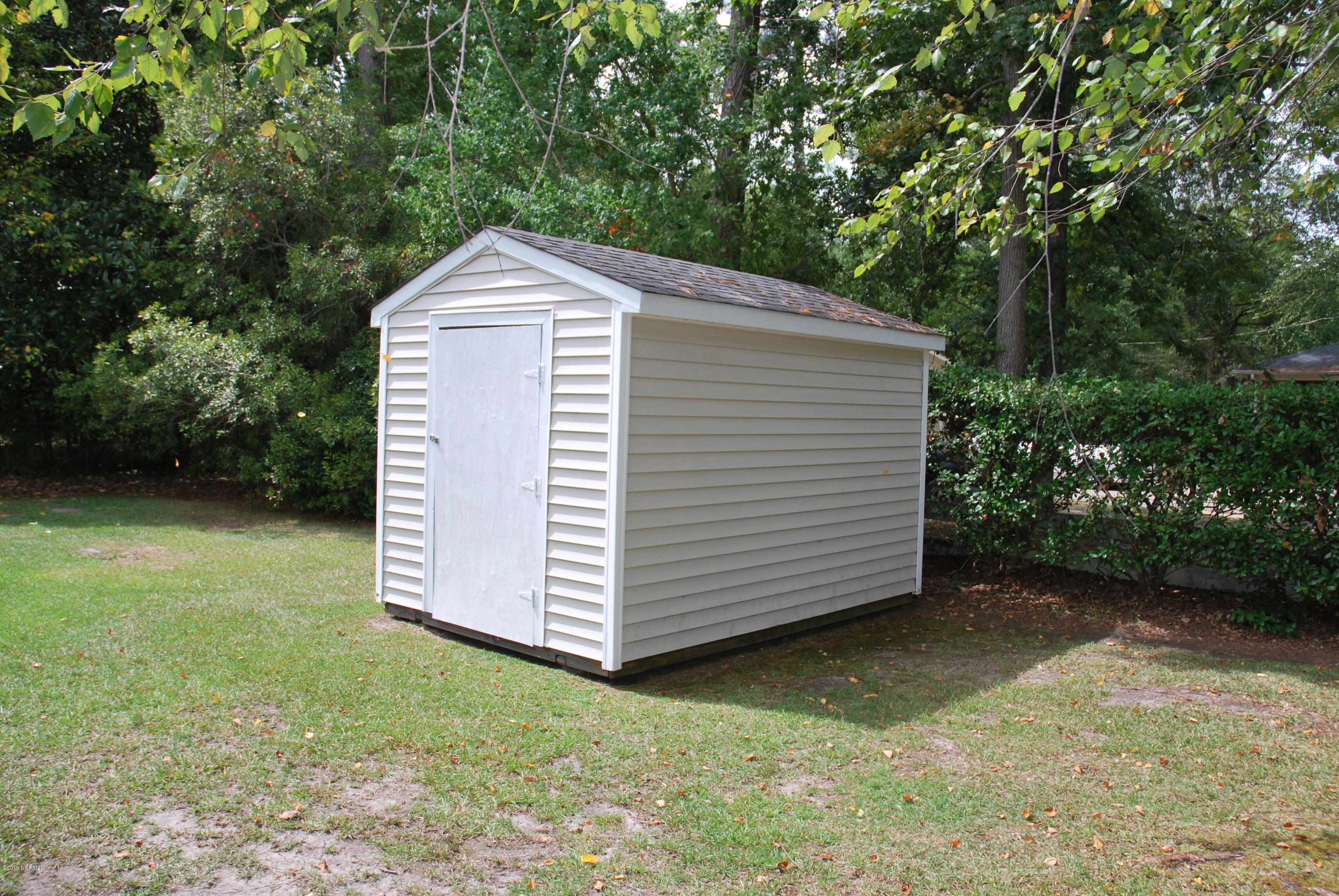 2114 Hardee Road Kinston, NC 28504 - Photo 8 of 44 DSC_0052