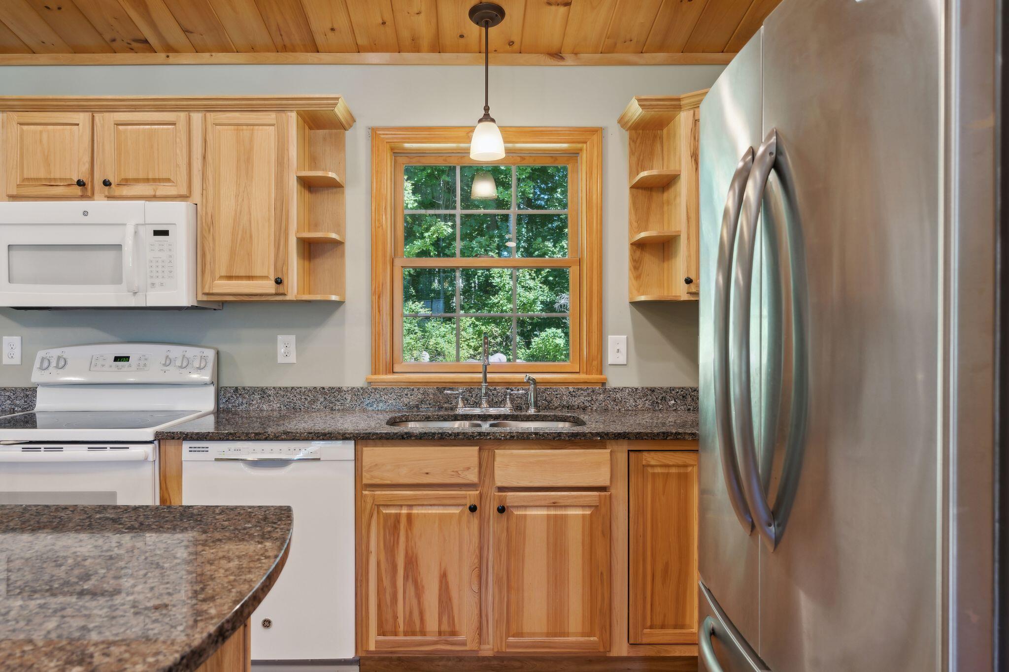 3 Garrett Way Sidney, ME 04330 - Photo 8 of 38 22_DSC04590