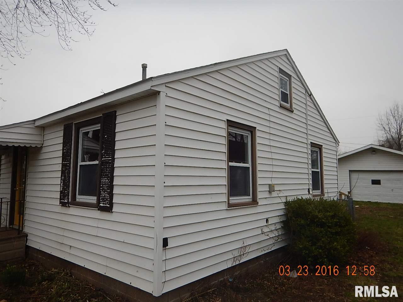 916 7th Street Colona, IL 61241 - Photo 3 of 14 Gallery Image 3