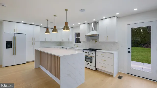 $835,000 | 3592 Black Angus Drive, Huntingdon Valley, PA 19006