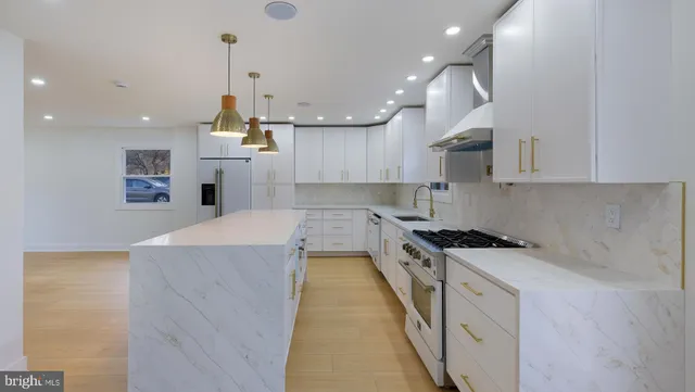 $835,000 | 3592 Black Angus Drive, Huntingdon Valley, PA 19006