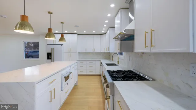 $835,000 | 3592 Black Angus Drive, Huntingdon Valley, PA 19006