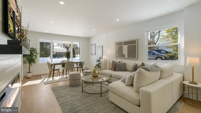 $825,000 | 3592 Black Angus Drive, Huntingdon Valley, PA 19006