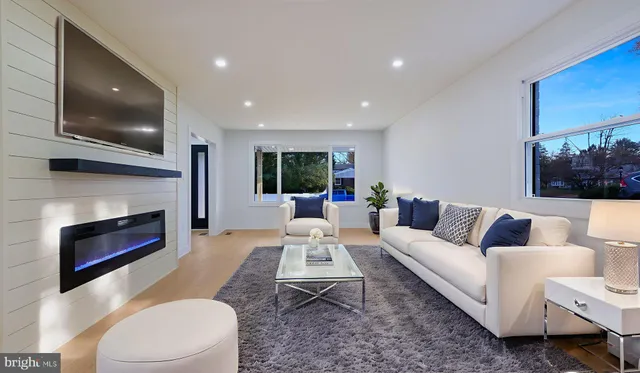 $835,000 | 3592 Black Angus Drive, Huntingdon Valley, PA 19006