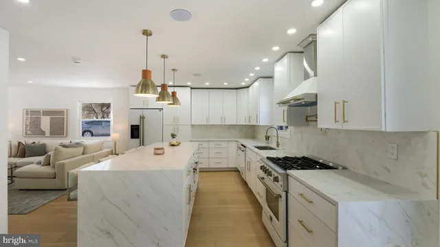 $825,000 | 3592 Black Angus Drive, Huntingdon Valley, PA 19006