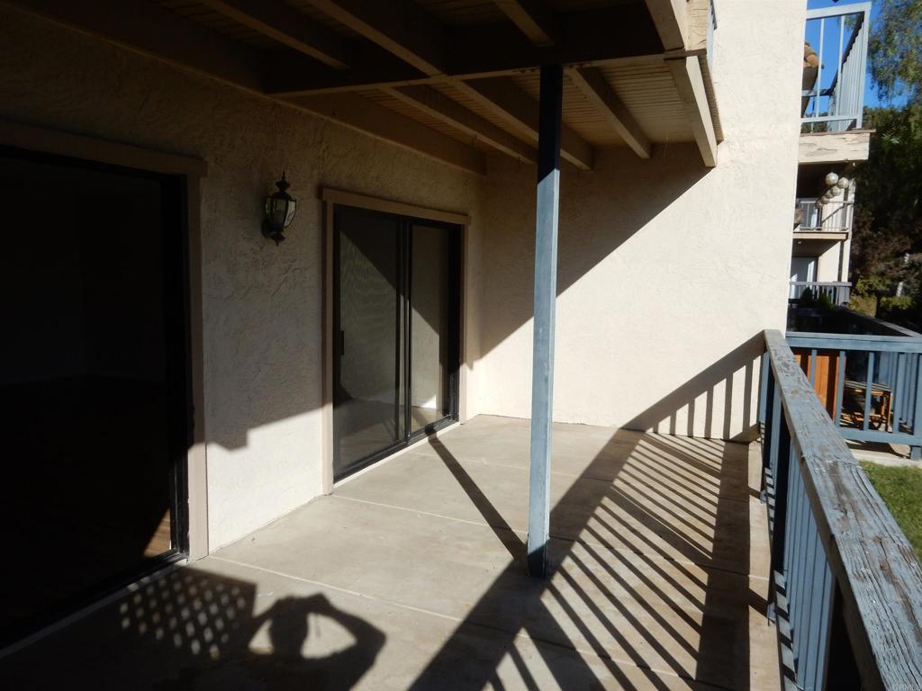 2374 Caringa Way Carlsbad, CA 92009 - Photo 29 of 41
