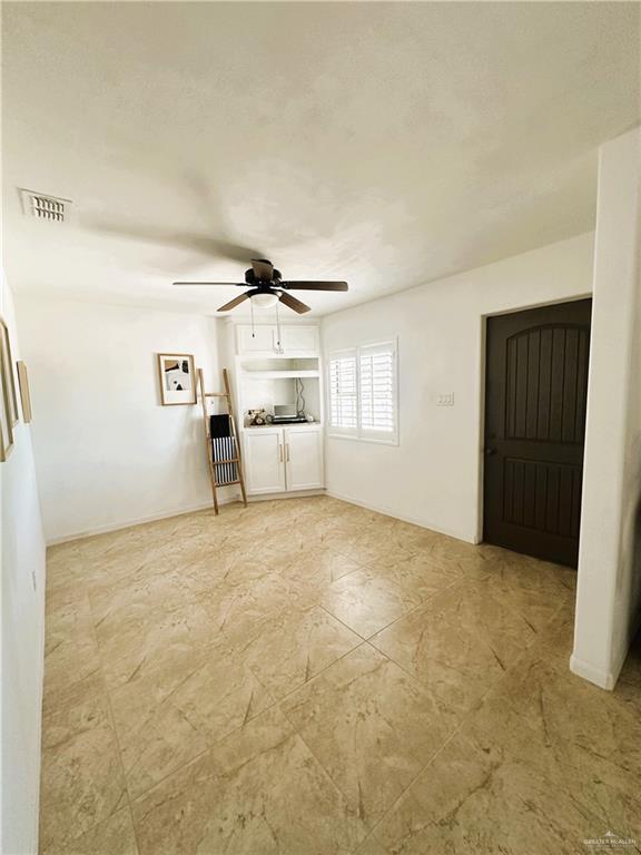 2005 Bogey Drive Mission, TX 78572 - Photo 5 of 15