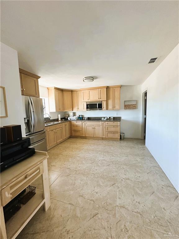 2005 Bogey Drive Mission, TX 78572 - Photo 6 of 15