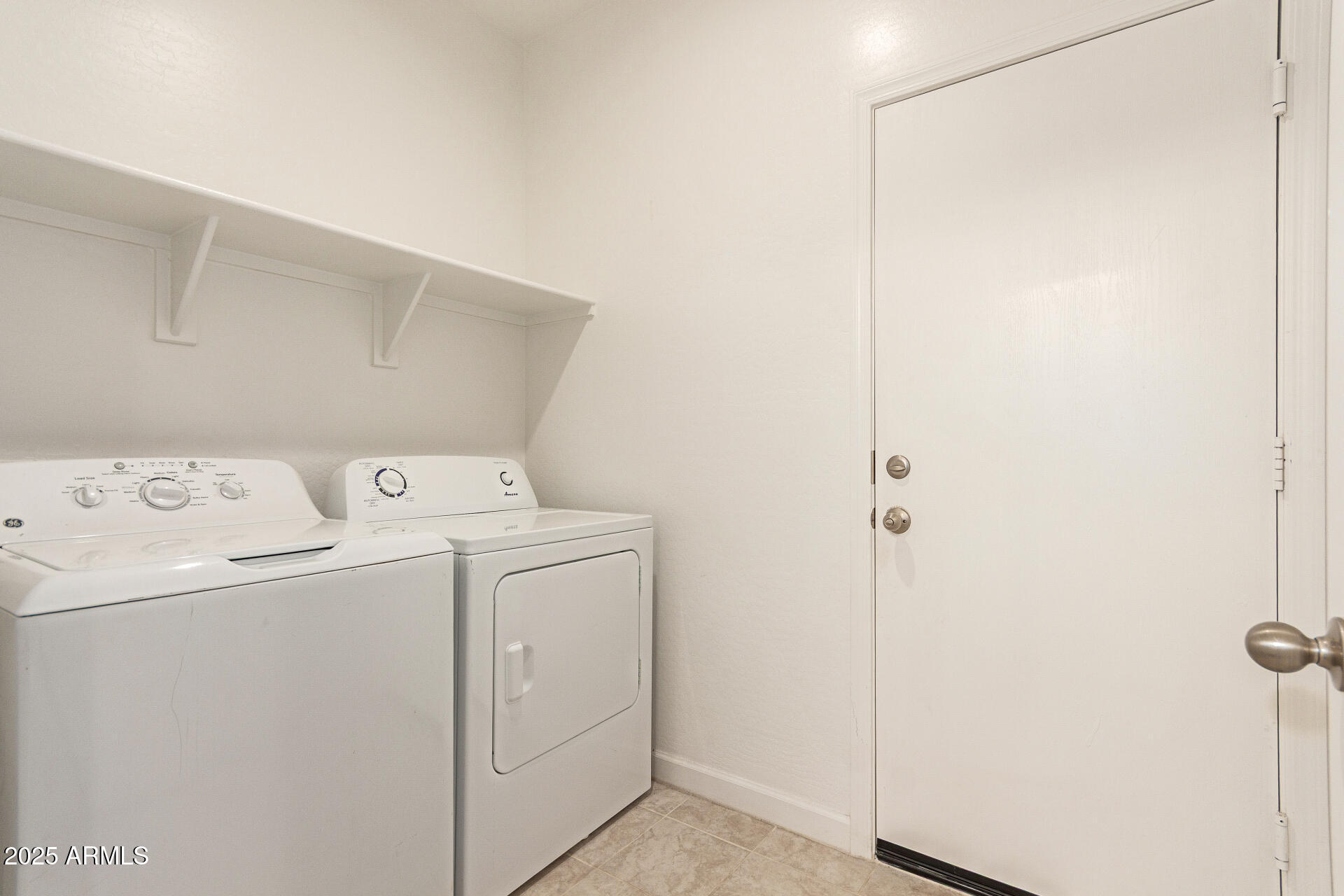 3274 West Stradling Avenue Apache Junction, AZ 85120 - Photo 26 of 35 a utility room with dryer and washer