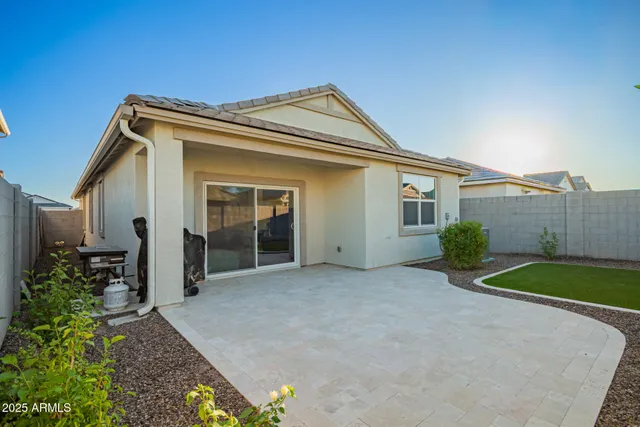 $2,395 | 3274 West Stradling Avenue, Apache Junction, AZ 85120