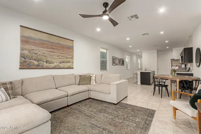 $2,395 | 3274 West Stradling Avenue, Apache Junction, AZ 85120