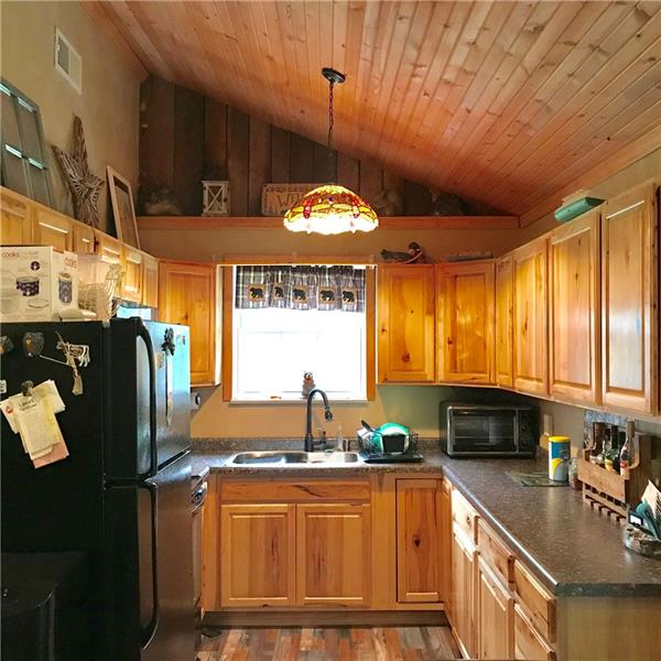 520 Kuhntown Road Somerset, PA 15501 - Photo 14 of 19 Gallery Image 14