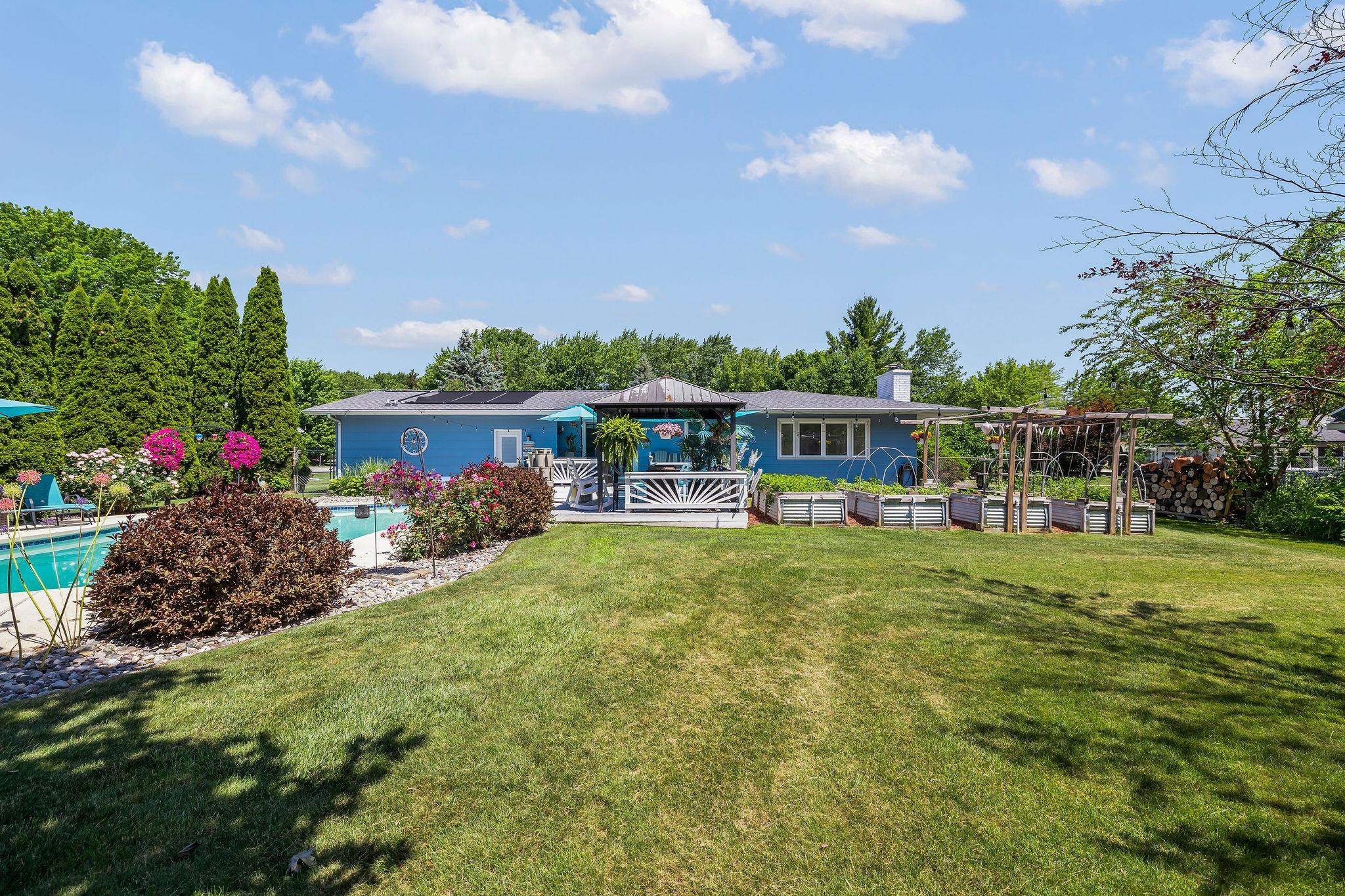 4263 Shattuck Road Saginaw, MI 48603 - Photo 9 of 56 Gallery Image 9