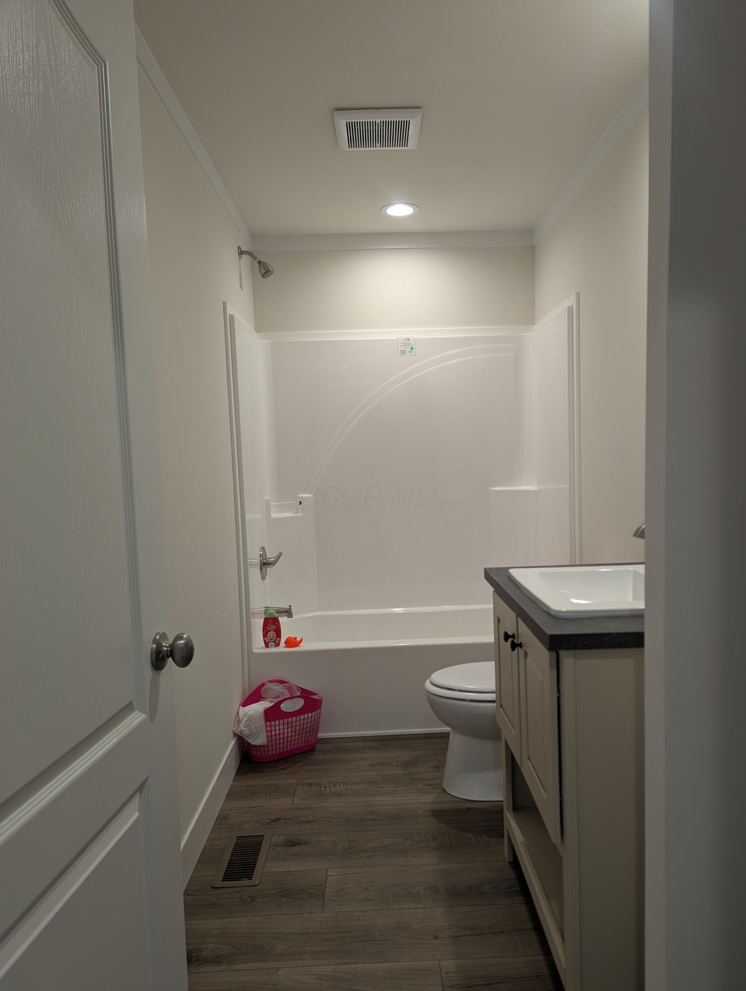 202 South Main Street Ashley, OH 43003 - Photo 6 of 10