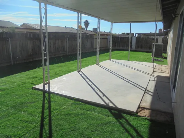 $259,000 | 570 Holley Lane, Blythe, CA 92225