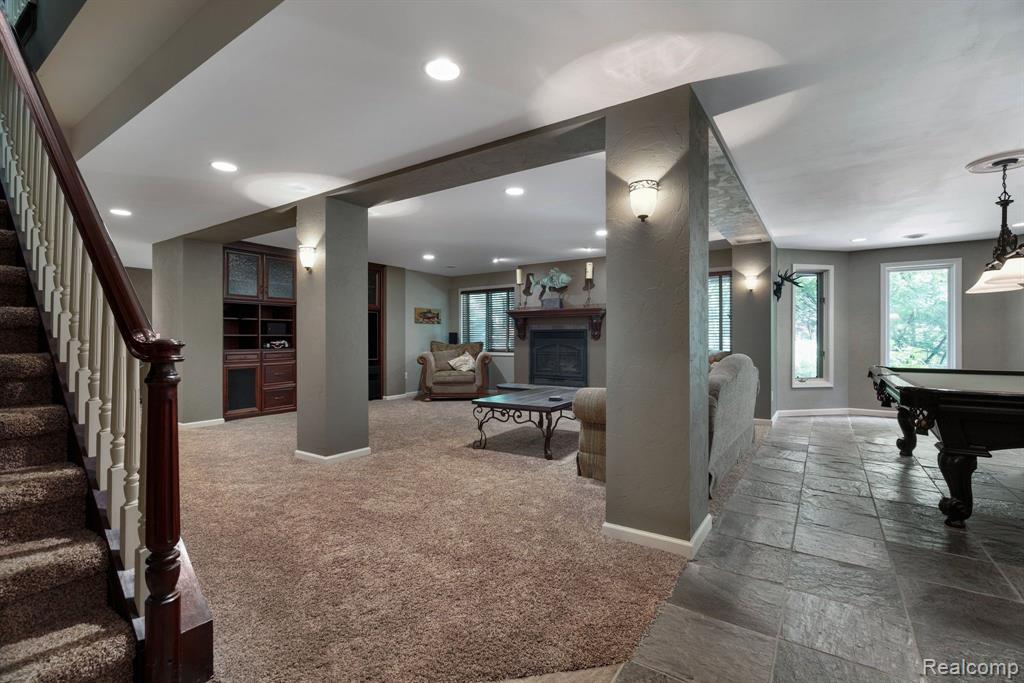 1870 Blue Grass Drive Rochester Hills, MI 48306 - Photo 47 of 58