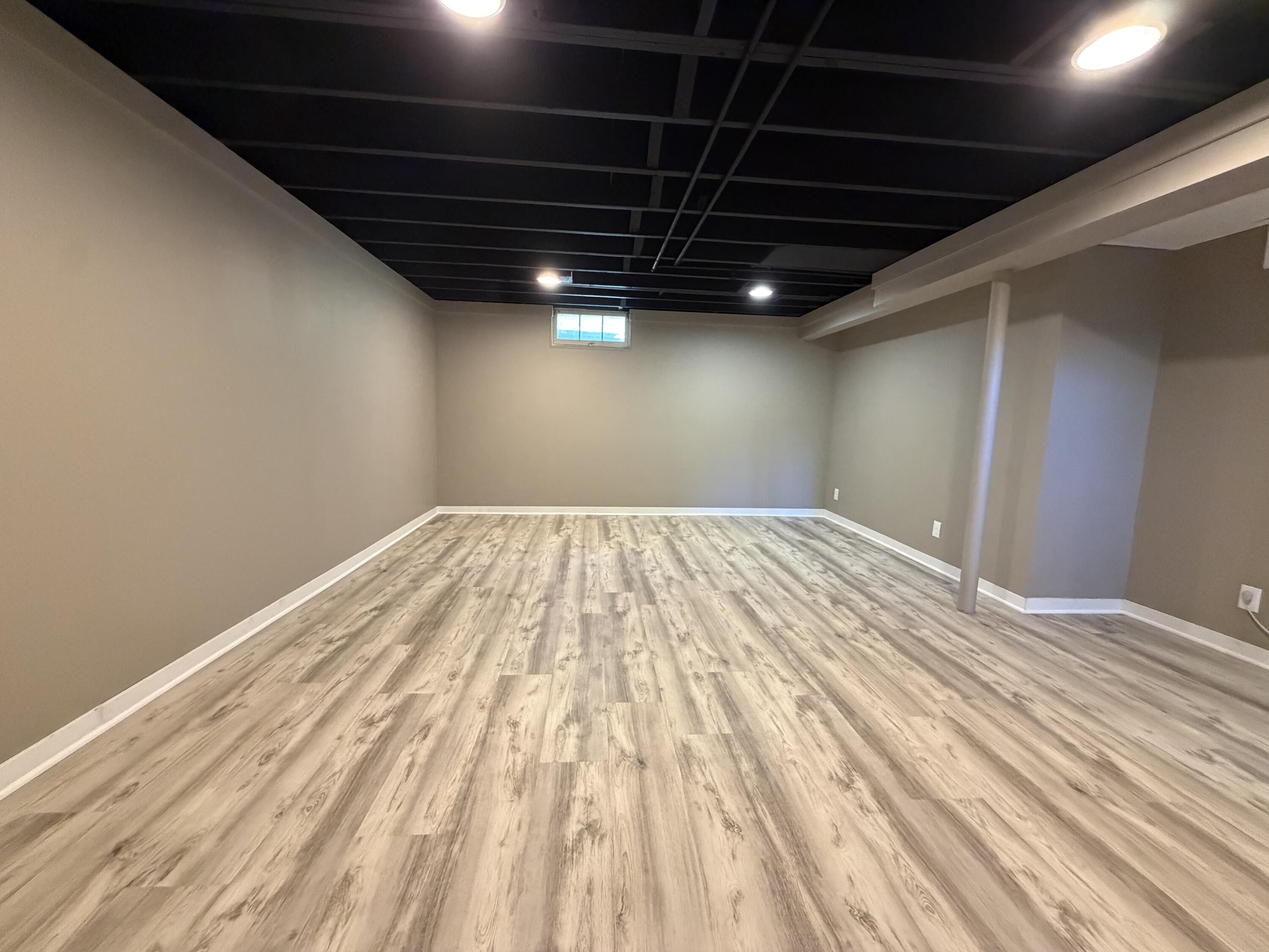 1010 Shorecrest Drive Racine, WI 53402 - Photo 8 of 14 Rec room