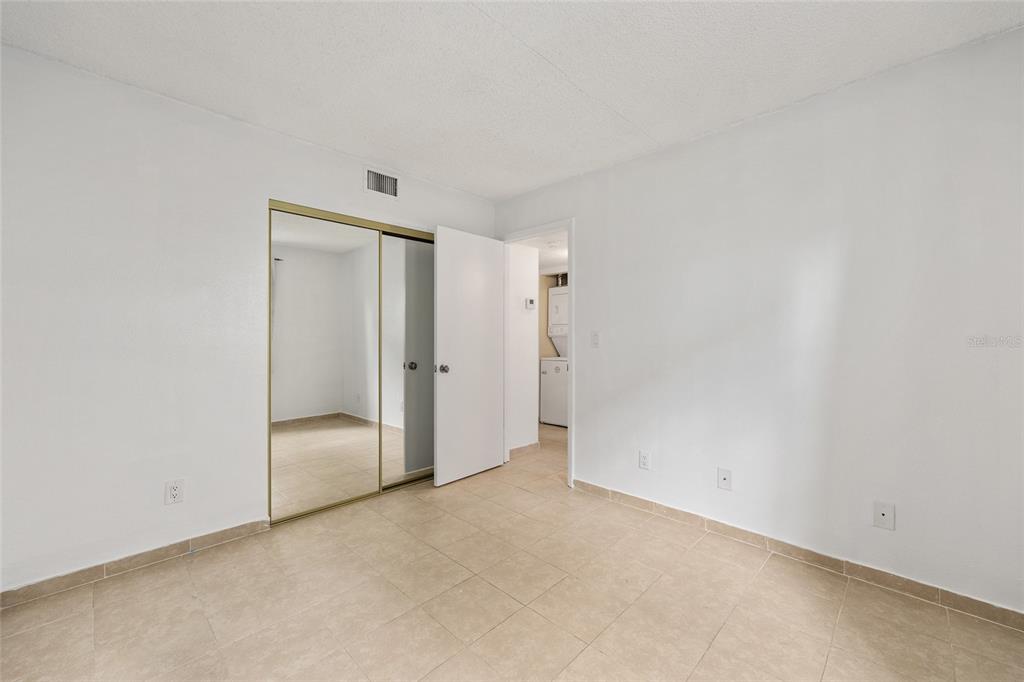 588 Fairways Lane, Unit E101 Ocala, FL 34472 - Photo 20 of 35 a view of an empty room