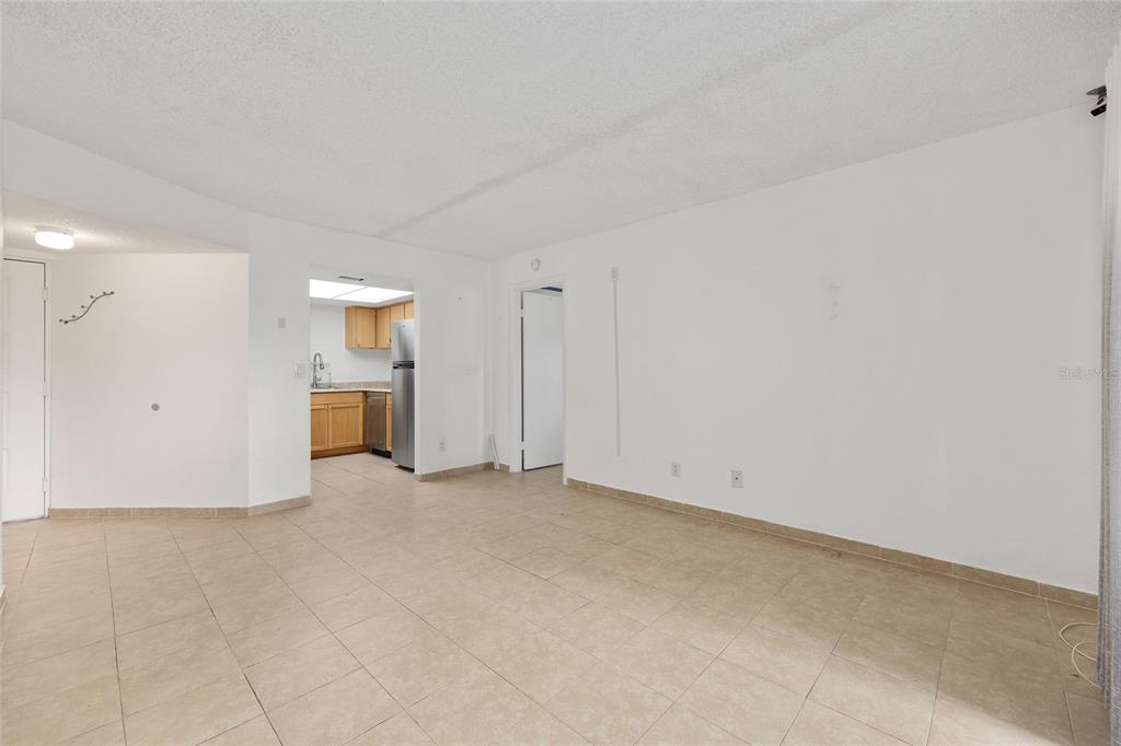 588 Fairways Lane, Unit E101 Ocala, FL 34472 - Photo 9 of 35 a view of empty room