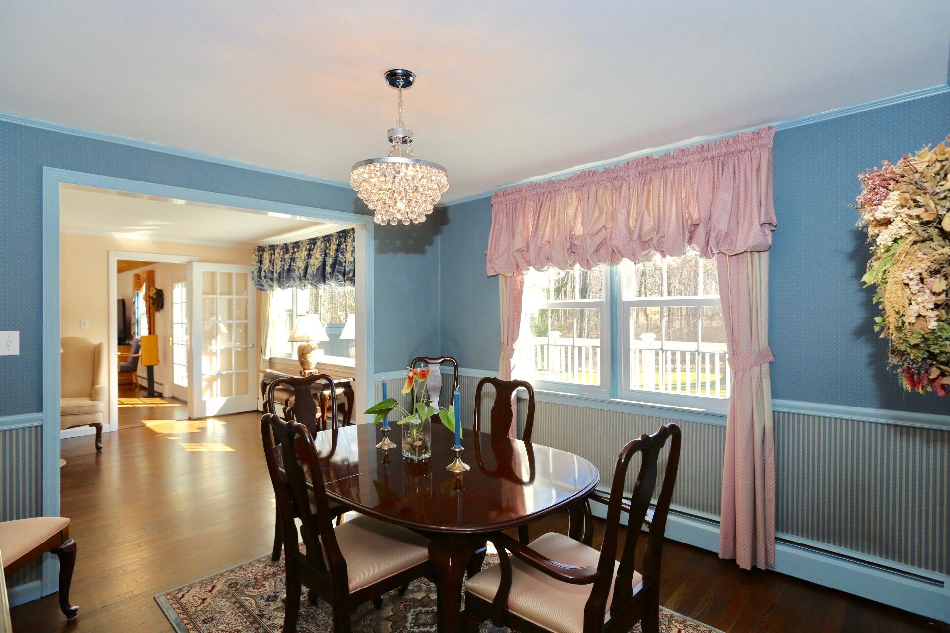 65 Gerdes Road New Canaan, CT 06840 - Photo 8 of 27 Dining Room