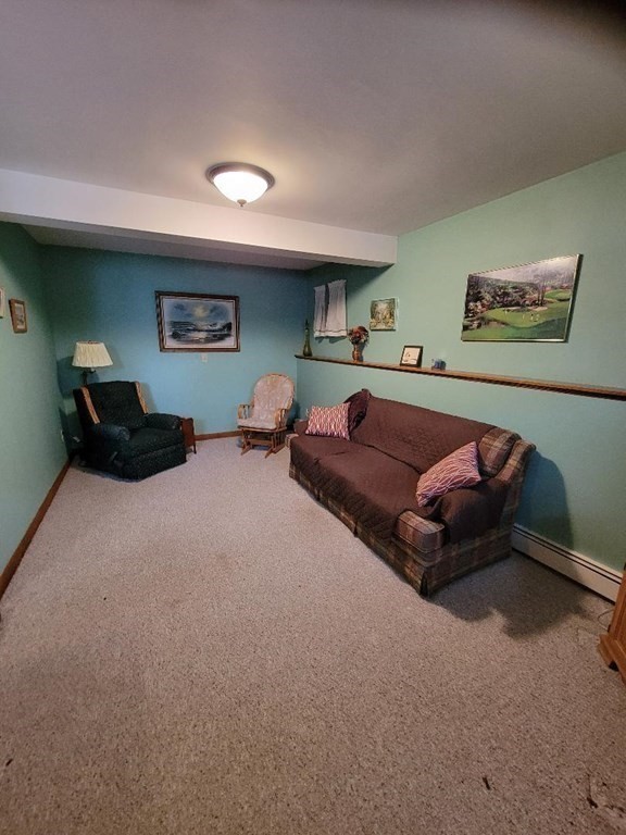 176 Ravenswood Road Waltham, MA 02453 - Photo 20 of 21 Gallery Image 20