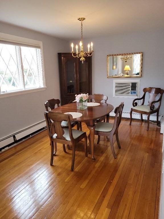 176 Ravenswood Road Waltham, MA 02453 - Photo 6 of 21 Gallery Image 6