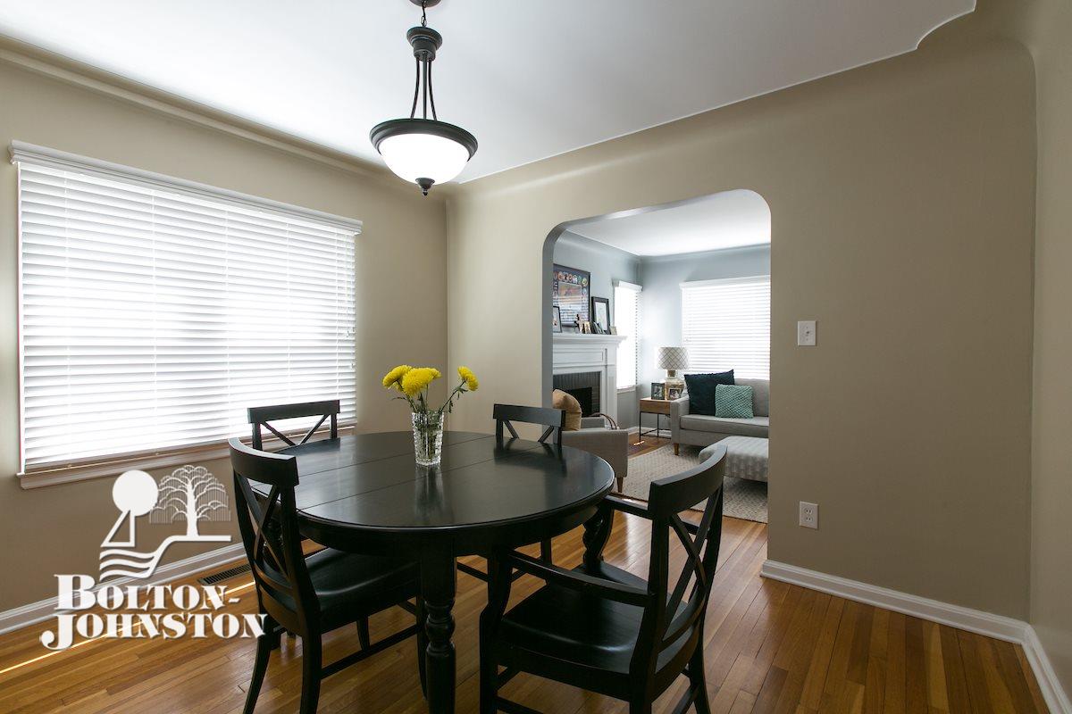 1616 Hampton Road Grosse Pointe Woods, MI 48236 - Photo 7 of 29