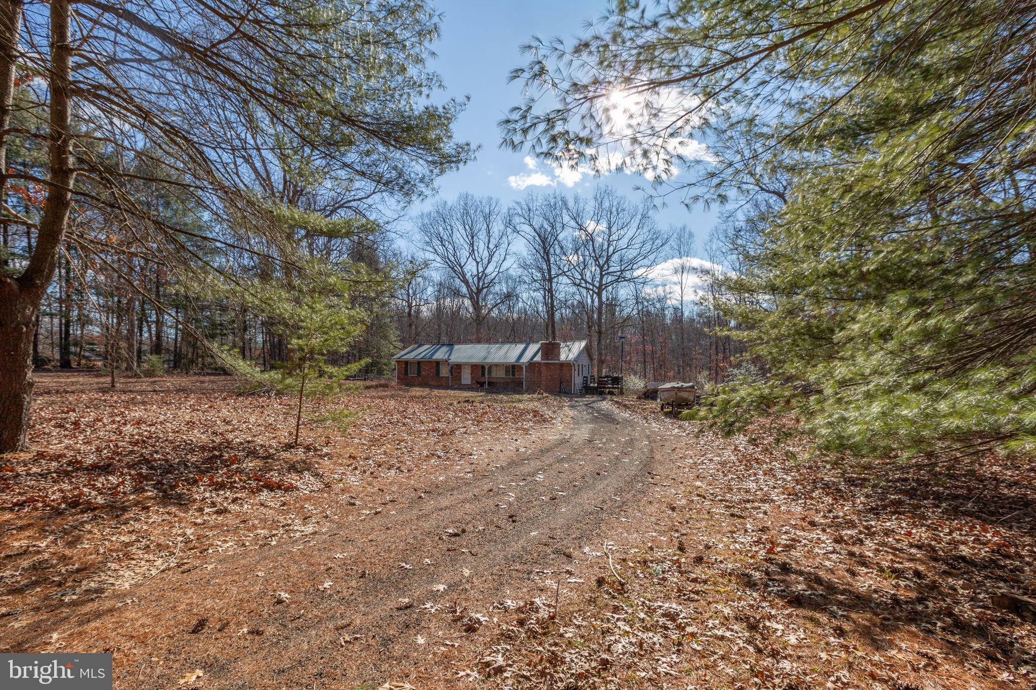 28494 Eddings Road Rhoadesville, VA 22542 - Photo 3 of 26 Driveway with ample room for parking