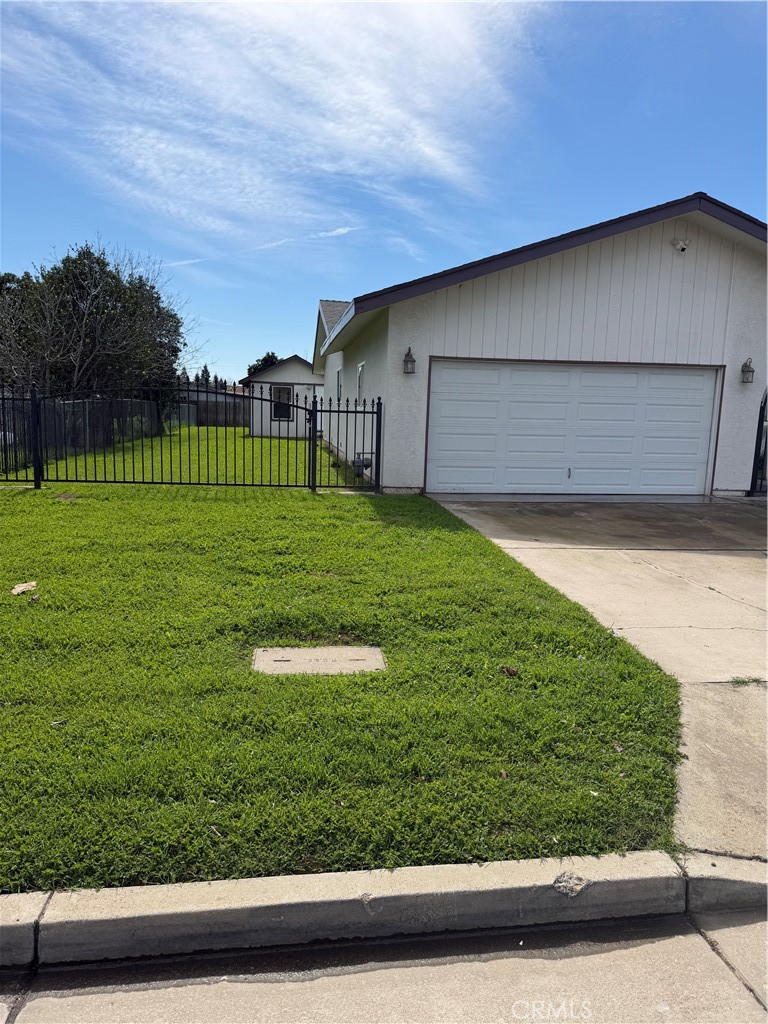 1056 East Alexander Avenue Merced, CA 95340 - Photo 3 of 36