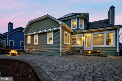 $1,095,000 | 38263 Comegys Court, Lewes, DE 19958