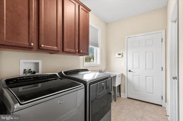 $1,095,000 | 38263 Comegys Court, Lewes, DE 19958