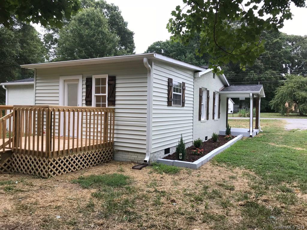 370 Ridgecrest Road Salisbury, NC 28146 - Photo 4 of 16 Gallery Image 4