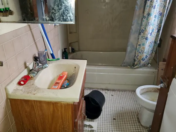 $64,900 | 90 East Main Street, Searsport, ME 04974