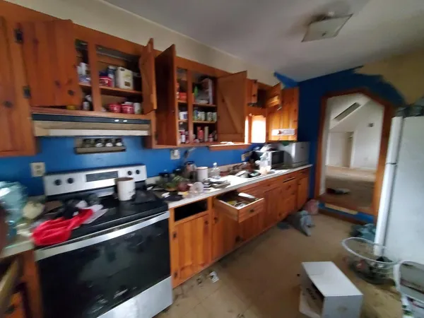 $64,900 | 90 East Main Street, Searsport, ME 04974