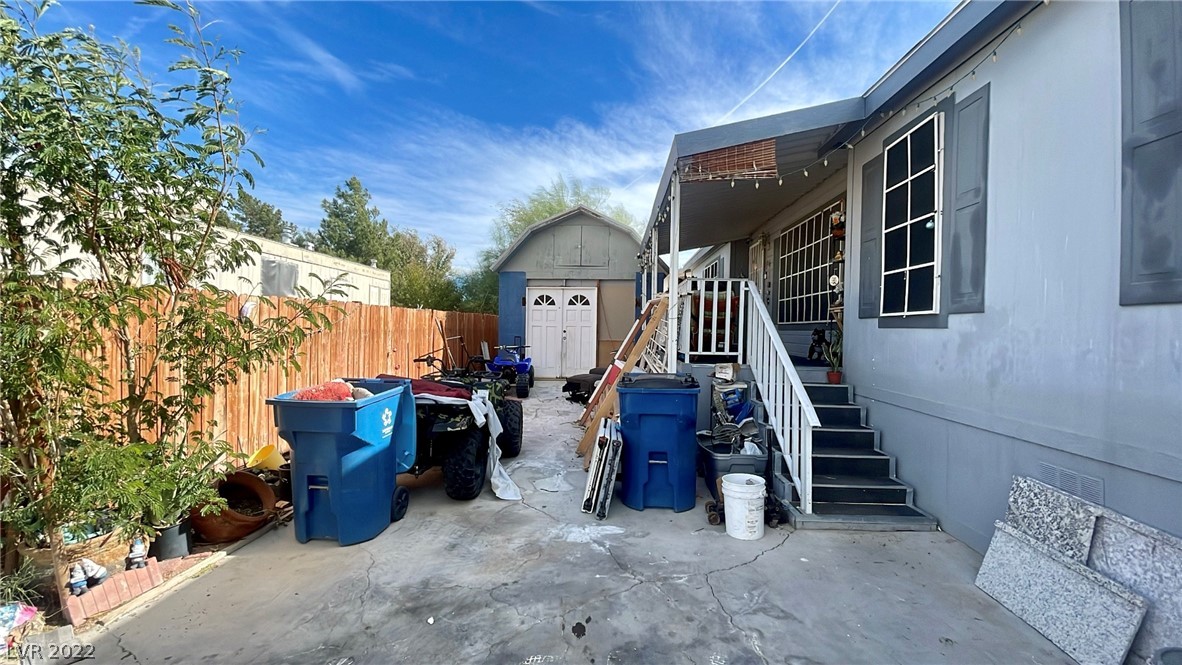 2778 Rainer Court Las Vegas, NV 89142 - Photo 3 of 54 Gallery Image 3