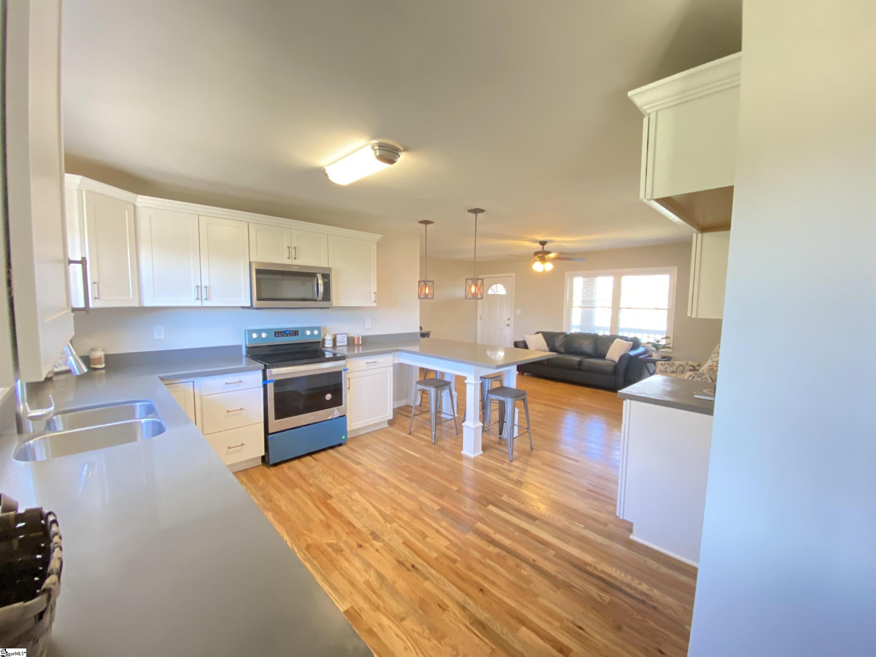 160 West Circle Road Gray Court, SC 29645 - Photo 17 of 18
