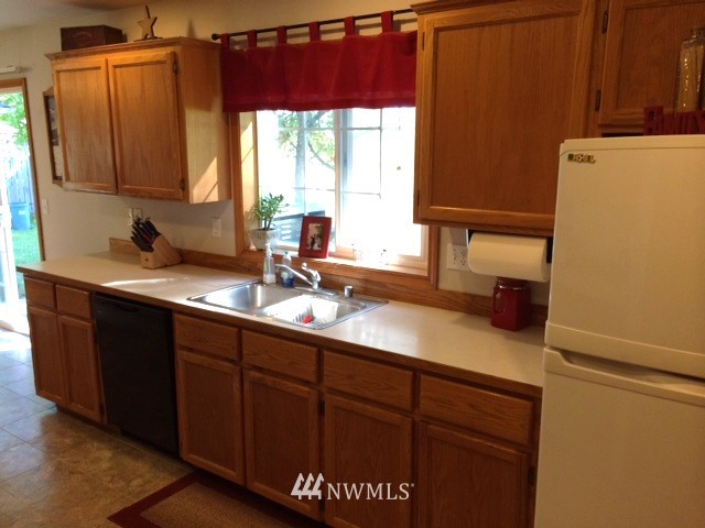 220 Reeds Lane, Unit A Everson, WA 98247 - Photo 10 of 19