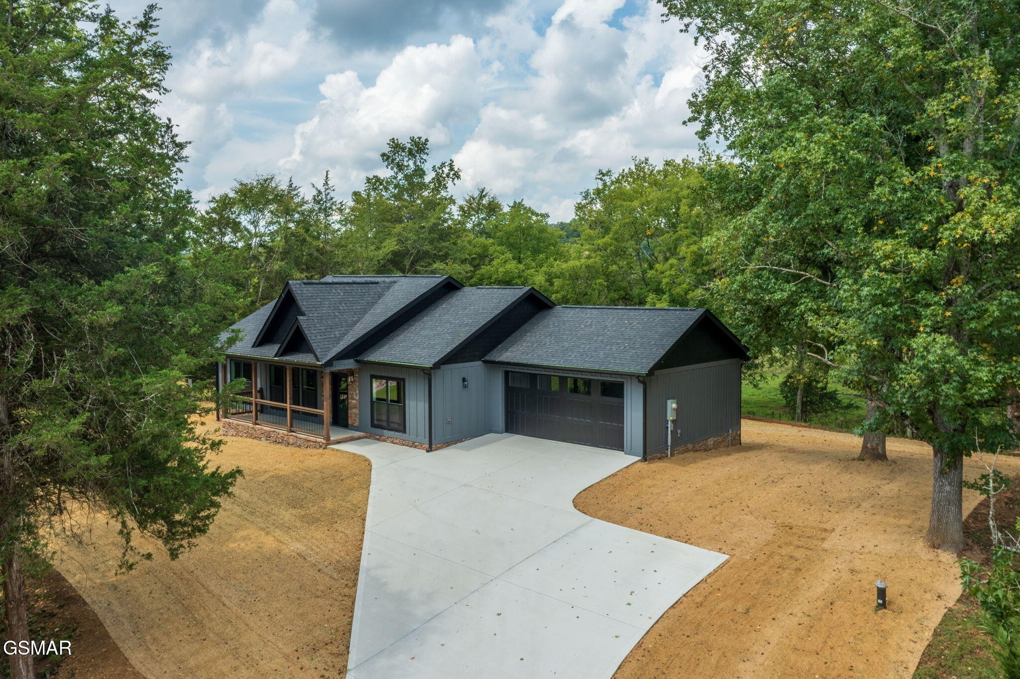 954 Topside Road Sevierville, TN 37862 - Photo 2 of 60 Gallery Image 2