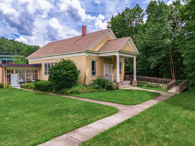 $525,000 | 2 Howard Street, Augusta, ME 04330