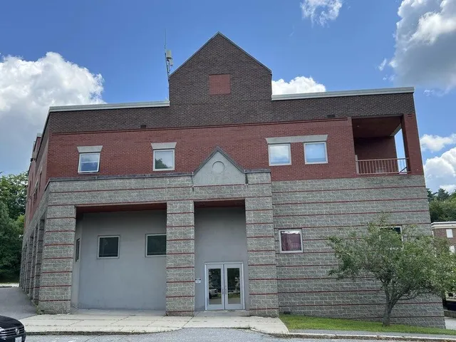 $525,000 | 2 Howard Street, Augusta, ME 04330