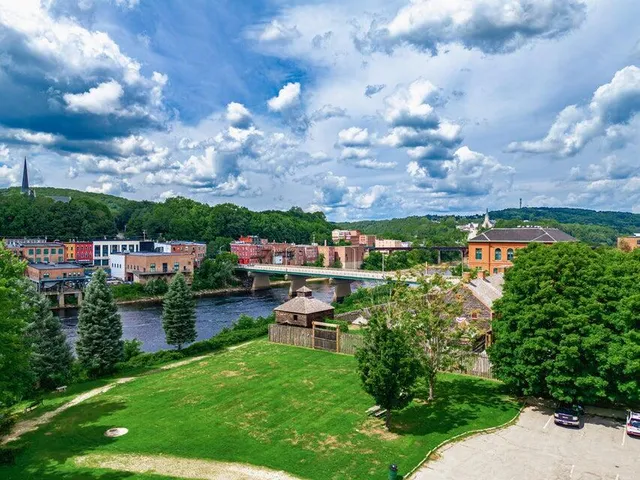 $525,000 | 2 Howard Street, Augusta, ME 04330