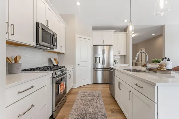 $444,900 | 11913 Smithfield Drive, Holland, MI 49424