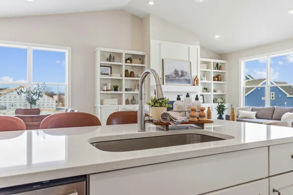 $444,900 | 11913 Smithfield Drive, Holland, MI 49424