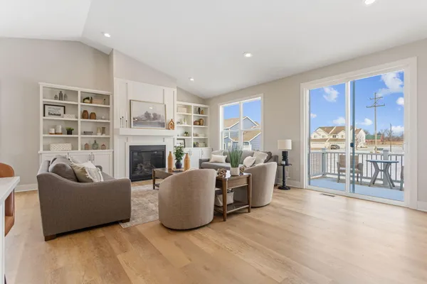 $444,900 | 11913 Smithfield Drive, Holland, MI 49424