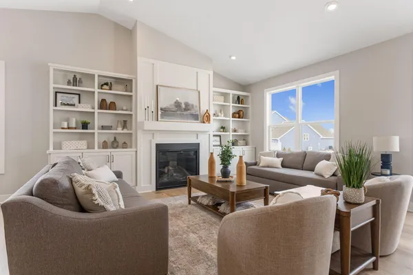 $444,900 | 11913 Smithfield Drive, Holland, MI 49424