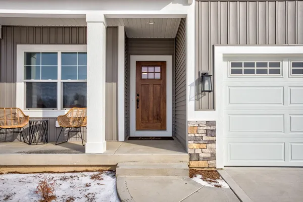 $444,900 | 11913 Smithfield Drive, Holland, MI 49424