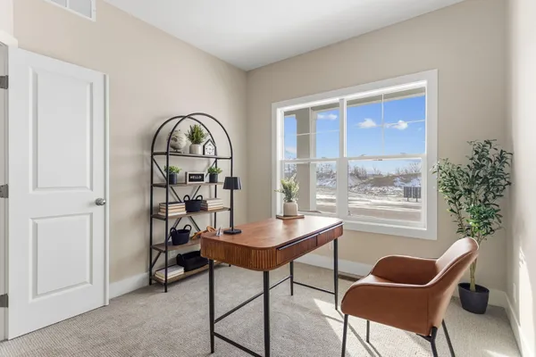 $444,900 | 11913 Smithfield Drive, Holland, MI 49424