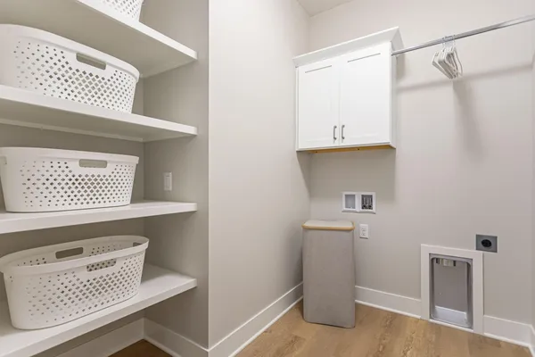 $444,900 | 11913 Smithfield Drive, Holland, MI 49424